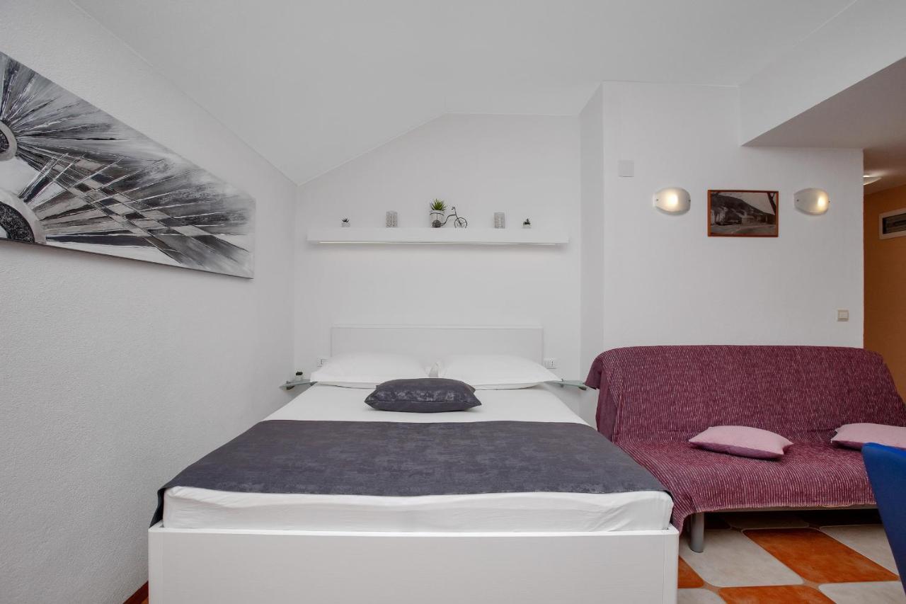Apartments By The Sea Drasnice, Makarska - 2581 Екстер'єр фото